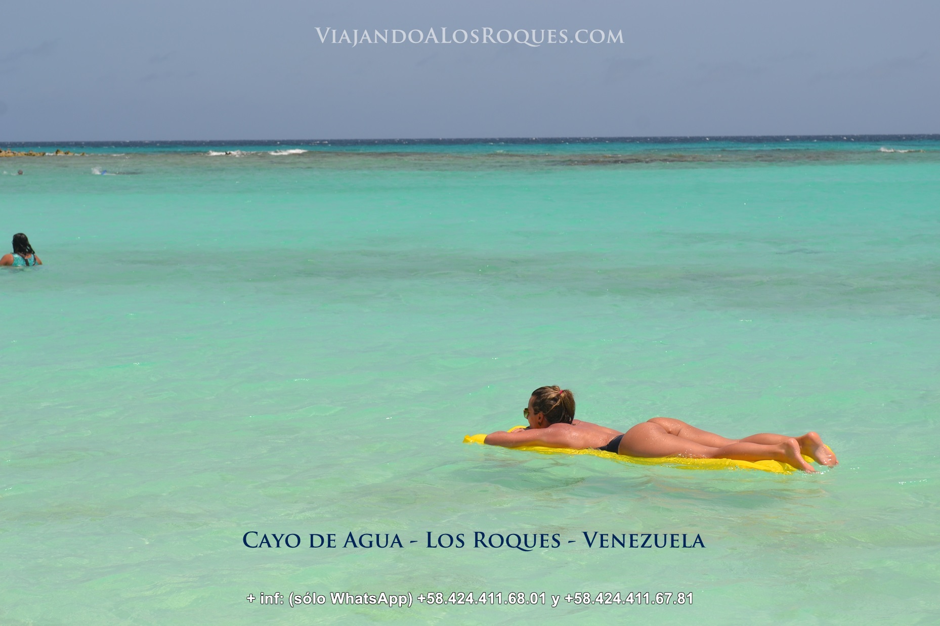 Cayo-de-agua-los-roques-flotador-relax